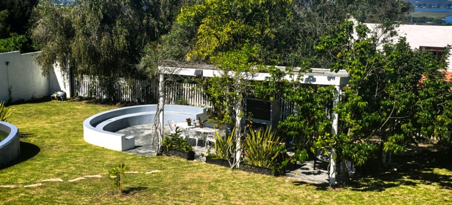 7 Bedroom Property for Sale in Old Place Western Cape